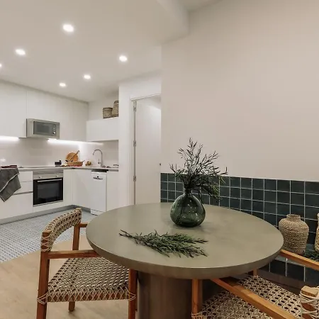 Cetara - 2 Bedrooms, Balcony And Terrace In Ciutat Vella Barcelona