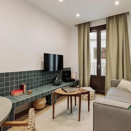Cetara - 2 Bedrooms, Balcony And Terrace In Ciutat Vella Apartment